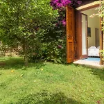 Daire Guesthost - Seaview With Garden & Veranda Palau