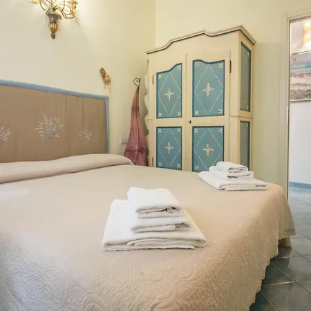 Guesthost - Seaview With Garden & Veranda Palau