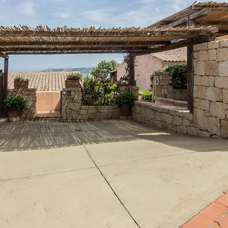 Appartement Guesthost - Seaview With Garden & Veranda Palau